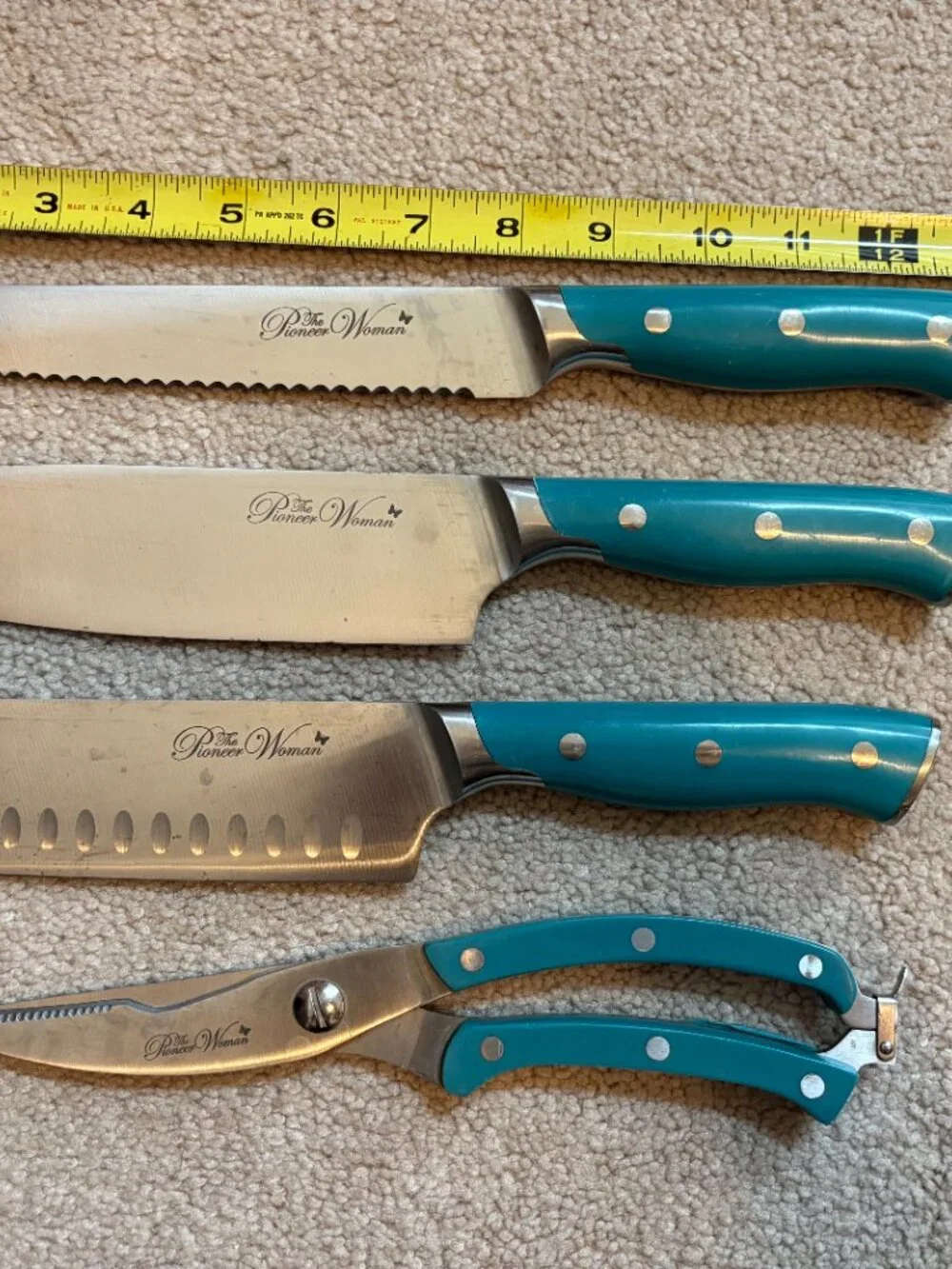 The Pioneer Woman Knife Set of 4 Chef, Nakiri, Bread, Shears Turquoise Handles